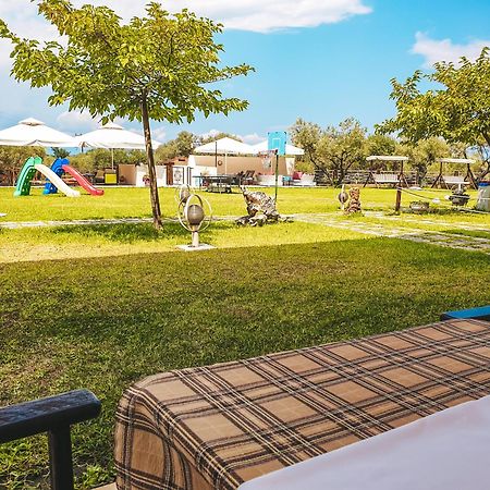 Aroma Studios And Apartments ブアブロウ エクステリア 写真